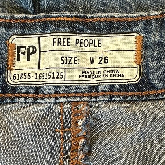 Free People Flare Jeans Tencel Denim Size 26 Mid Rise - Picture 4 of 7